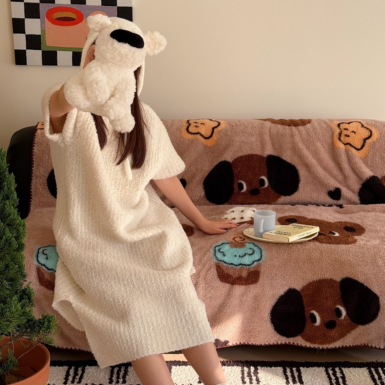 91家纺网 家纺一手货源 找家纺 顾里家纺 2025新款韩系卡通云朵绒盖毯 小熊派对