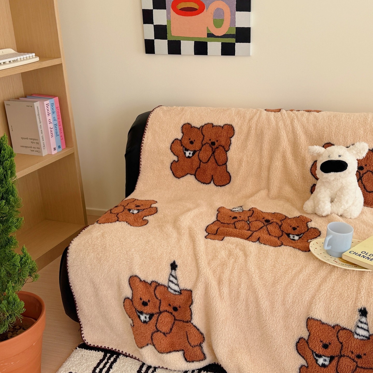 91家纺网 家纺一手货源 找家纺 顾里家纺 2025新款韩系卡通云朵绒盖毯 三只小熊