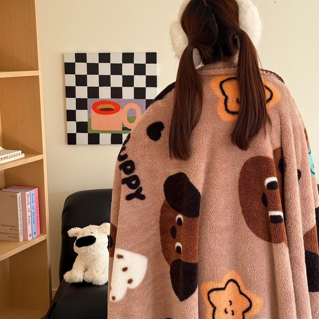 91家纺网 家纺一手货源 找家纺 顾里家纺 2025新款韩系卡通云朵绒盖毯 小熊派对