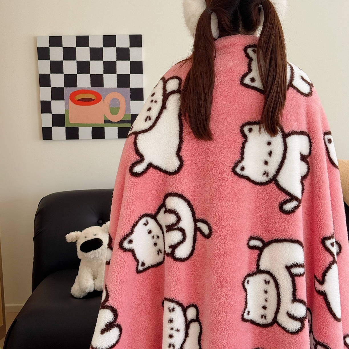 91家纺网 家纺一手货源 找家纺 顾里家纺 2025新款韩系卡通云朵绒盖毯 乖乖猫