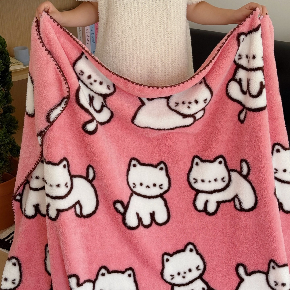 顾里家纺 2025新款韩系卡通云朵绒盖毯 乖乖猫