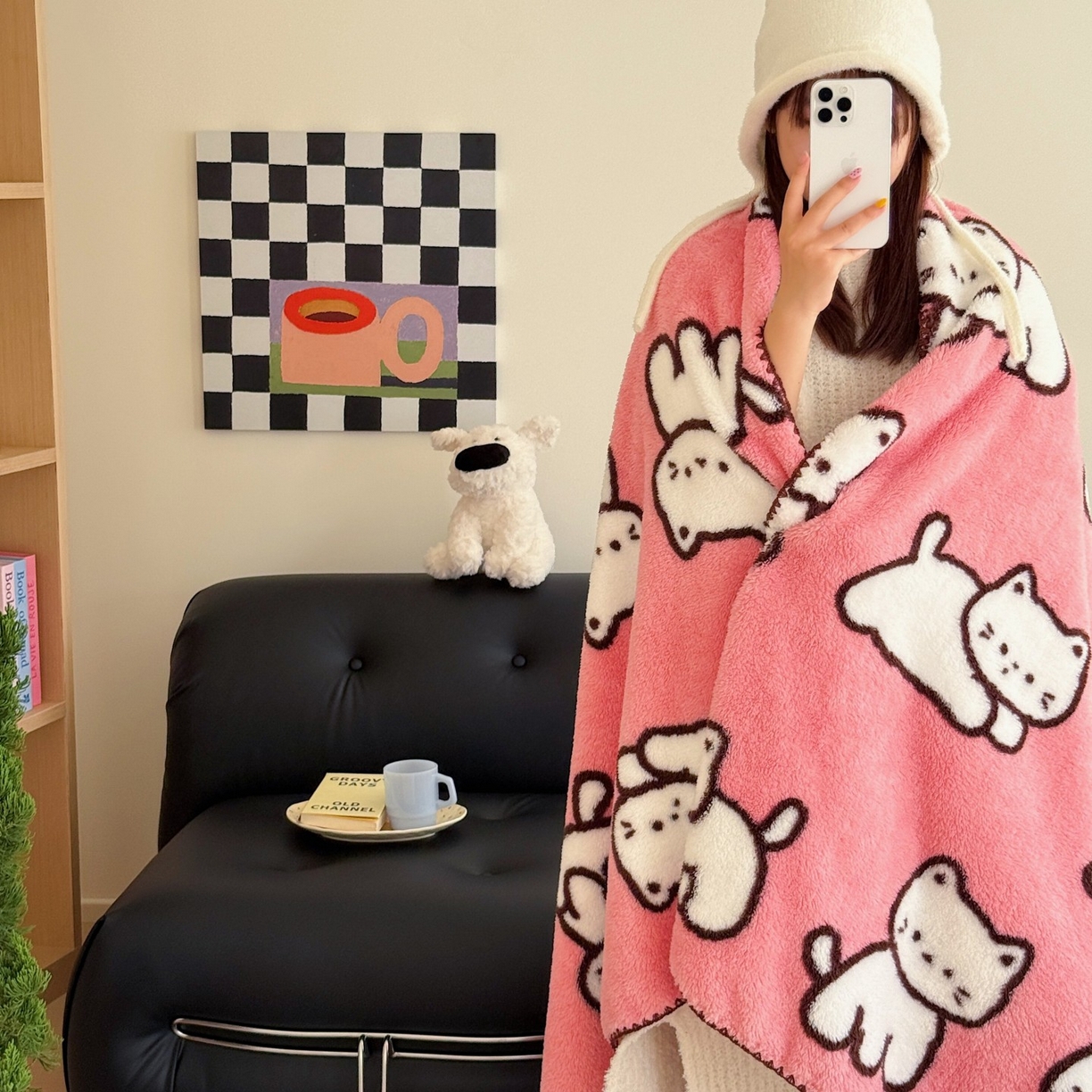 91家纺网 家纺一手货源 找家纺 顾里家纺 2025新款韩系卡通云朵绒盖毯 乖乖猫