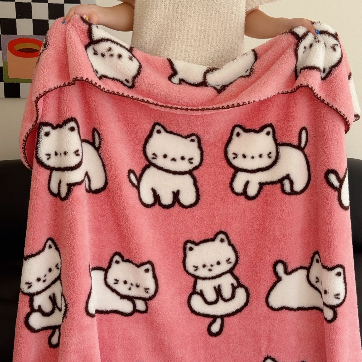 91家纺网 家纺一手货源 找家纺 顾里家纺 2025新款韩系卡通云朵绒盖毯 乖乖猫