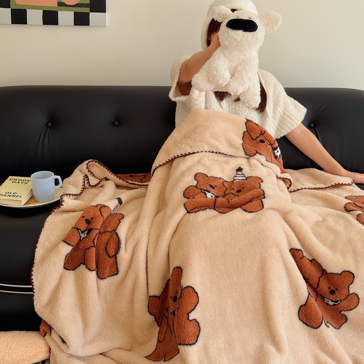 91家纺网 家纺一手货源 找家纺 顾里家纺 2025新款韩系卡通云朵绒盖毯 三只小熊