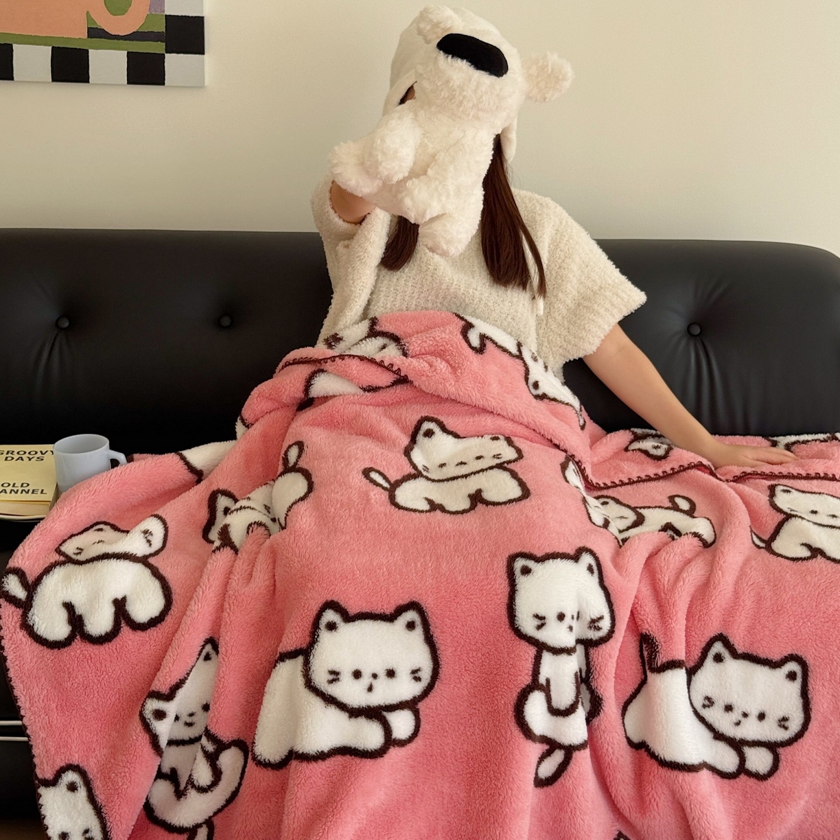 91家纺网 家纺一手货源 找家纺 顾里家纺 2025新款韩系卡通云朵绒盖毯 乖乖猫