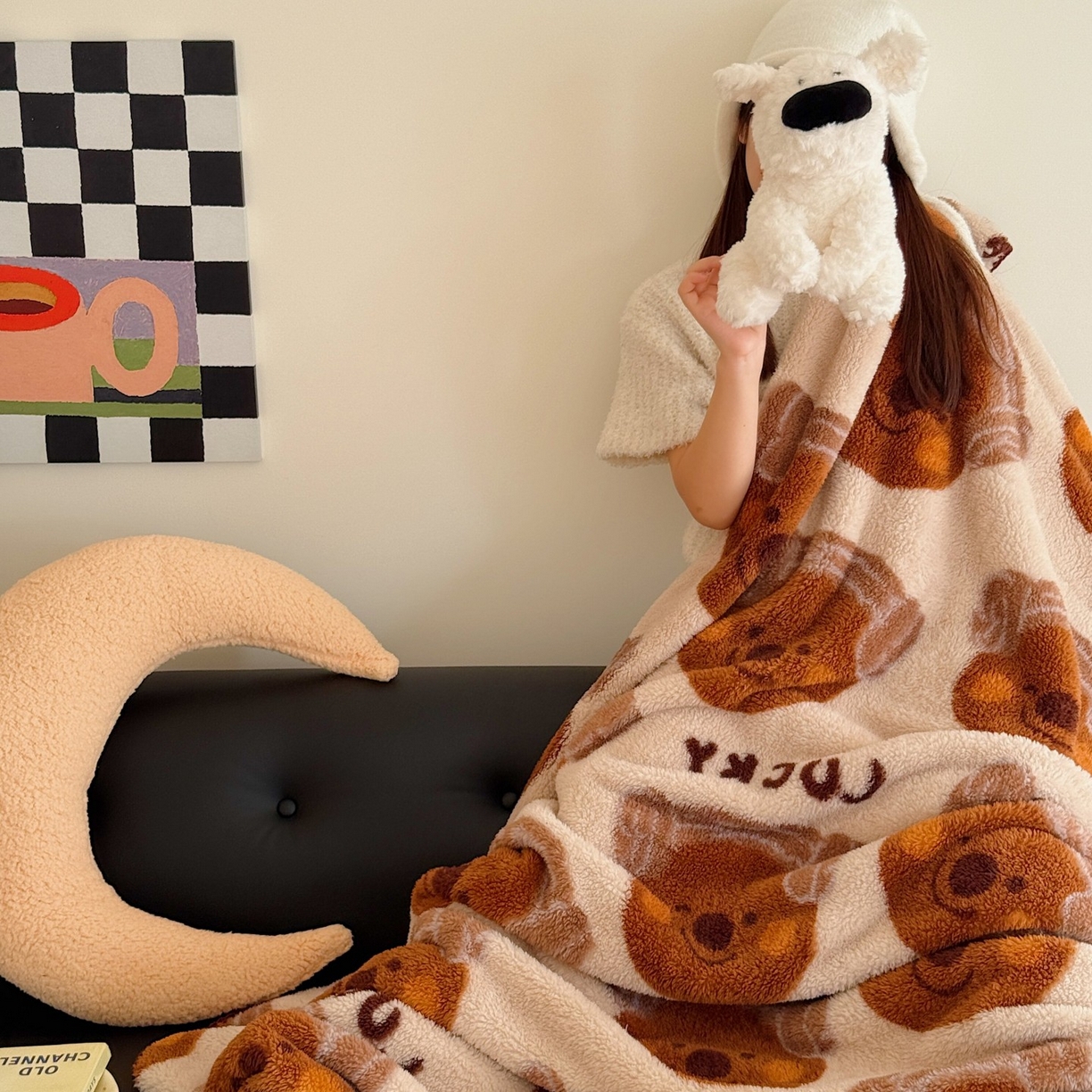 91家纺网 家纺一手货源 找家纺 顾里家纺 2025新款韩系卡通云朵绒盖毯 幸运幼熊