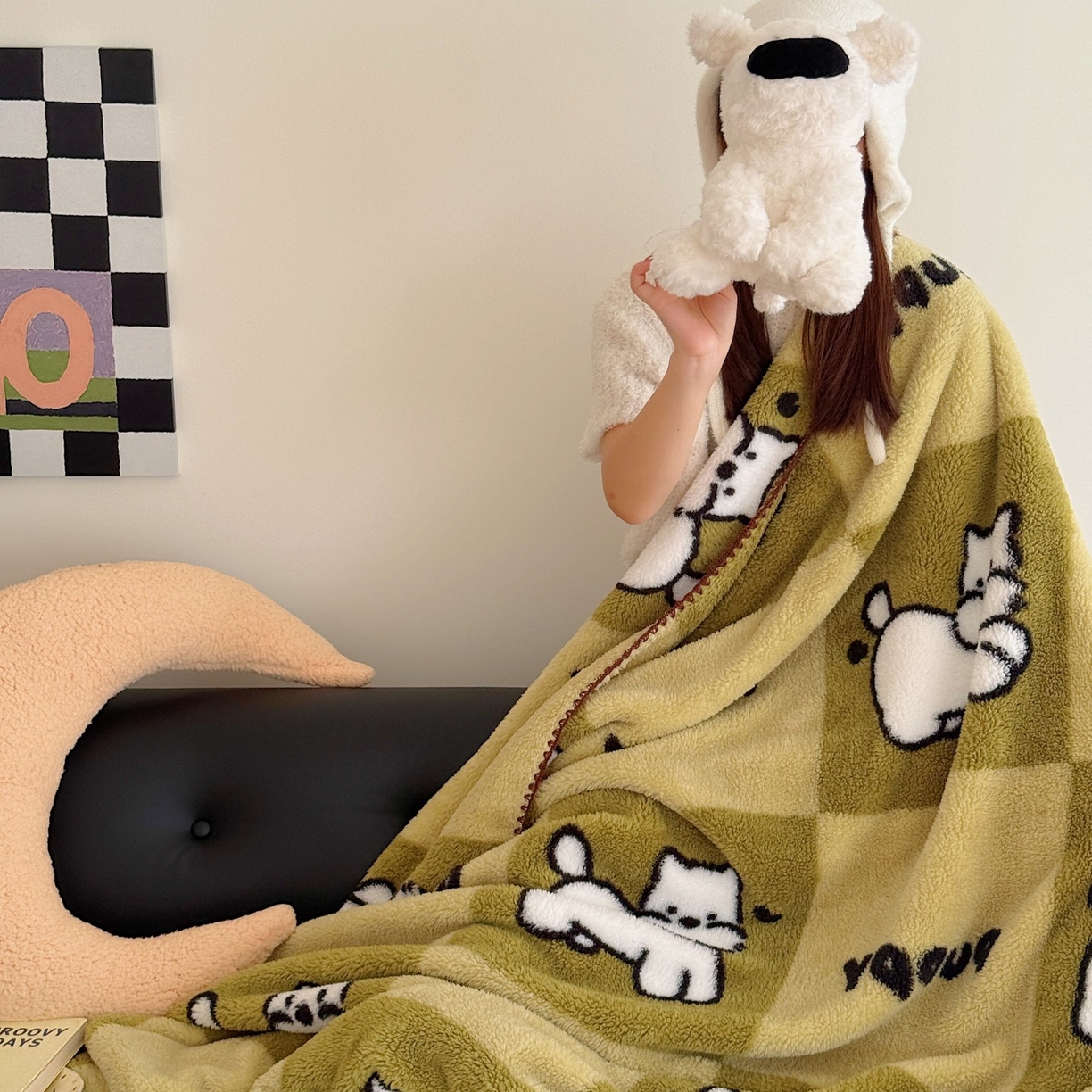 91家纺网 家纺一手货源 找家纺 顾里家纺 2025新款韩系卡通云朵绒盖毯 方块小狗