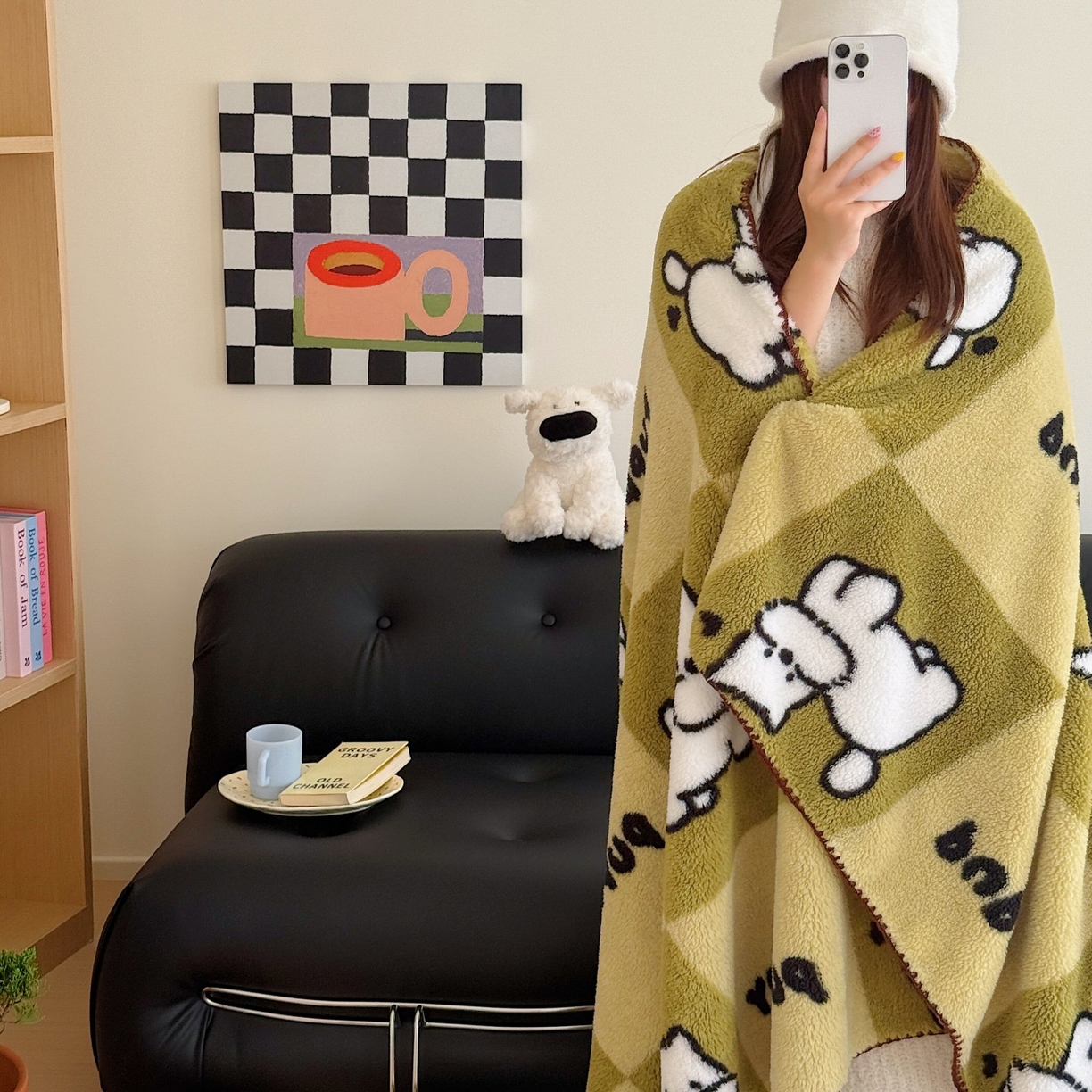 91家纺网 家纺一手货源 找家纺 顾里家纺 2025新款韩系卡通云朵绒盖毯 方块小狗