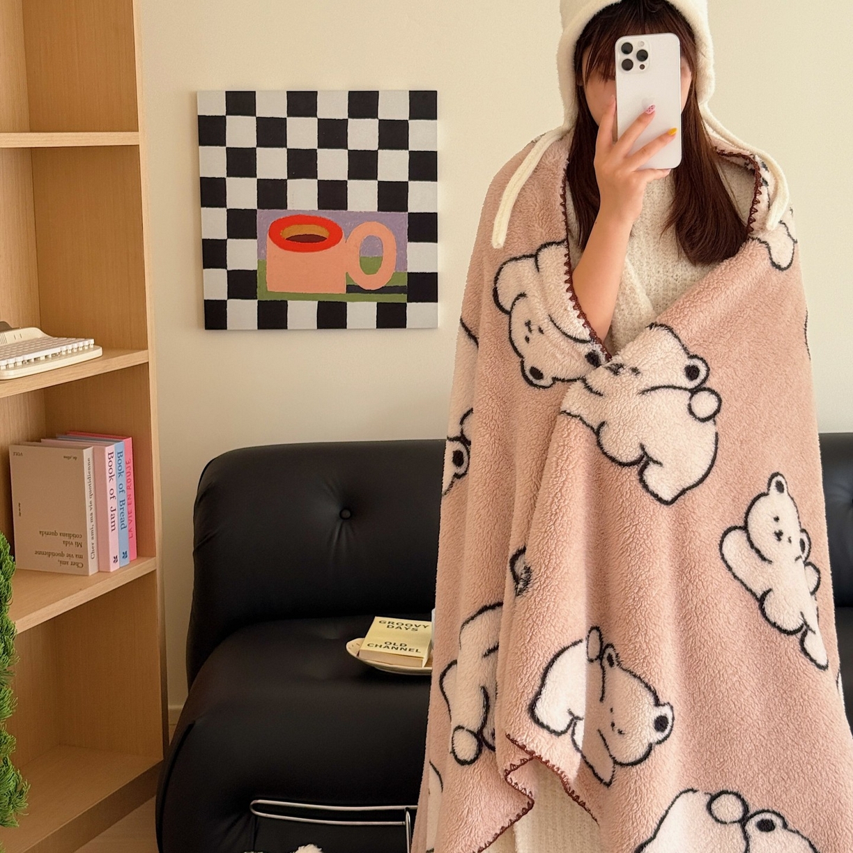 91家纺网 家纺一手货源 找家纺 顾里家纺 2025新款韩系卡通云朵绒盖毯 趴小熊