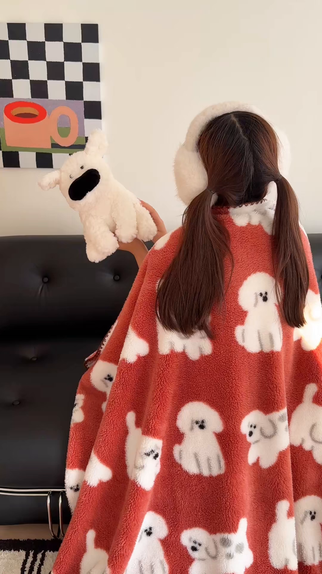 91家纺网 家纺一手货源 找家纺 顾里家纺 2025新款韩系卡通云朵绒盖毯 旺旺狗仔