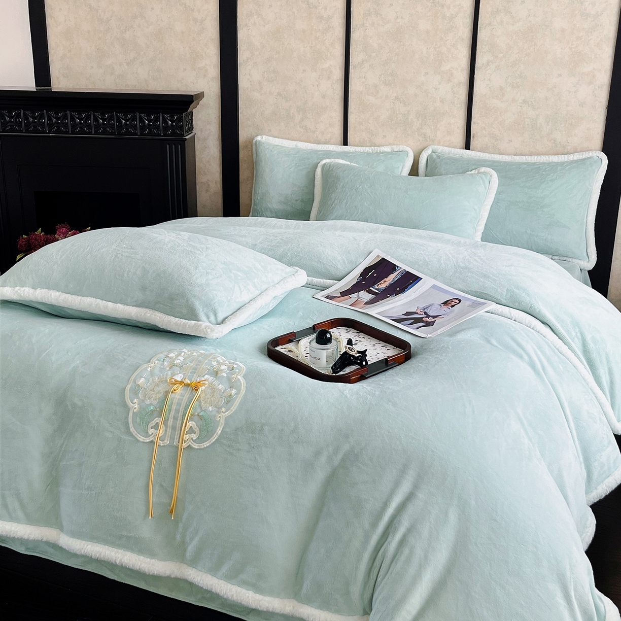 91家纺网 家纺一手货源 找家纺 诺梵家纺 2025新款兔毛包边中式绣花四件套-苏颜 苏颜-绿