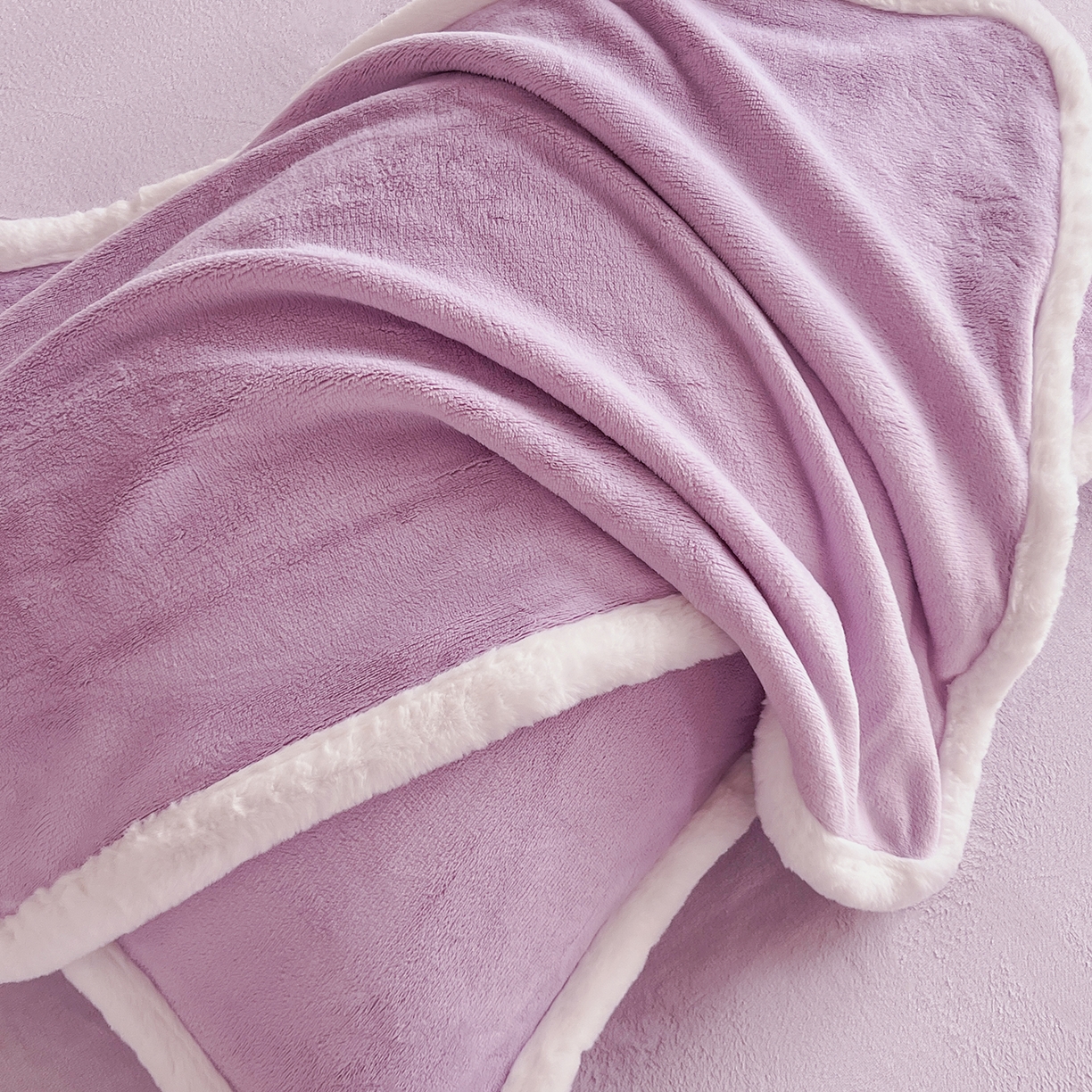 91家纺网 家纺一手货源 找家纺 诺梵家纺 2025新款兔毛包边中式绣花四件套-苏颜 苏颜-紫