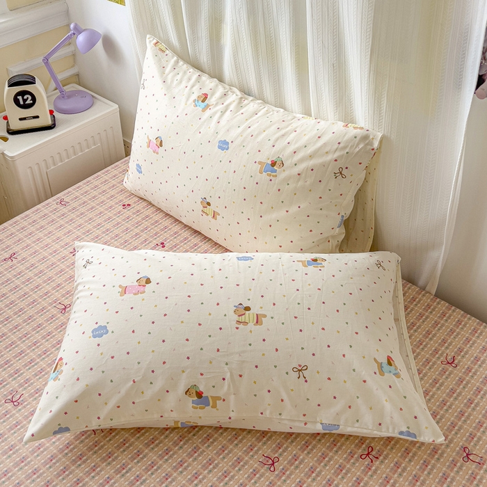 91家纺网 家纺一手货源 找家纺 耀悦家纺 2025新款40支全棉纯棉四件套ins卡通可爱风简约 彩色波点腊肠狗