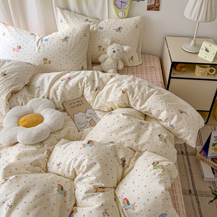 91家纺网 家纺一手货源 找家纺 耀悦家纺 2025新款40支全棉纯棉四件套ins卡通可爱风简约 彩色波点腊肠狗