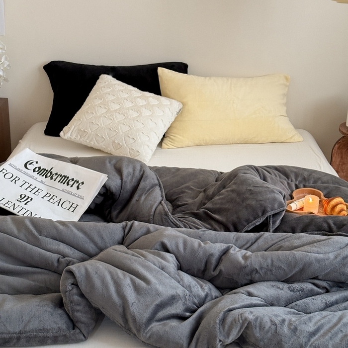 91家纺网 家纺一手货源 找家纺 （总）申龙家纺 2025新款牛奶绒冬被