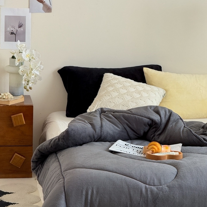 91家纺网 家纺一手货源 找家纺 （总）申龙家纺 2025新款牛奶绒冬被