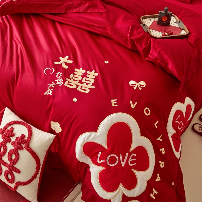 91家纺网 家纺一手货源 找家纺 置顶家纺 2024新款婚庆亲肤贴布绣四件套-Mylove Mylove-纯红