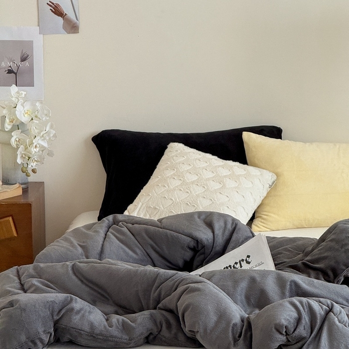 91家纺网 家纺一手货源 找家纺 申龙家纺 2025新款牛奶绒冬被 深灰