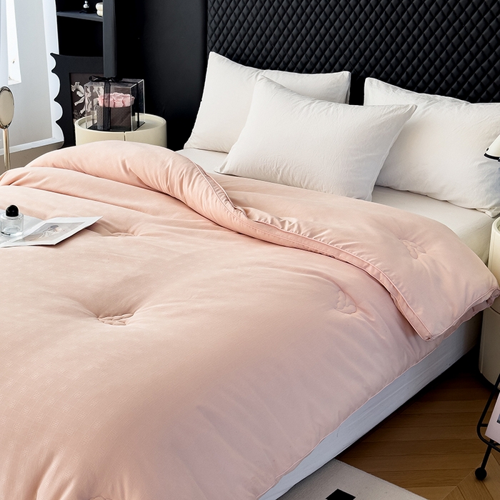 91家纺网 家纺一手货源 找家纺 置顶家纺 2024新款贡缎提花大豆纤维被子被芯--实拍图 串串格-温馨玉色