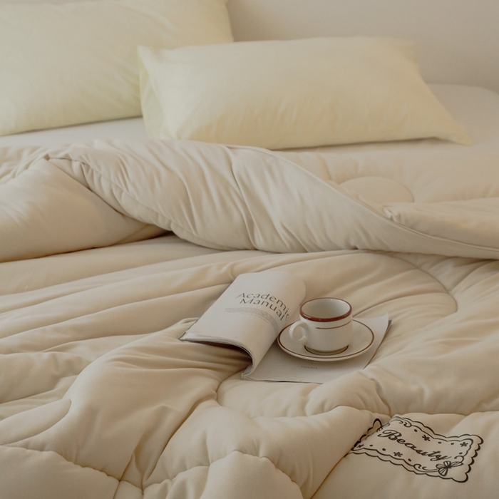 91家纺网 家纺一手货源 找家纺 申龙家纺 2025新款火岩暖绒冬被 燕麦咖