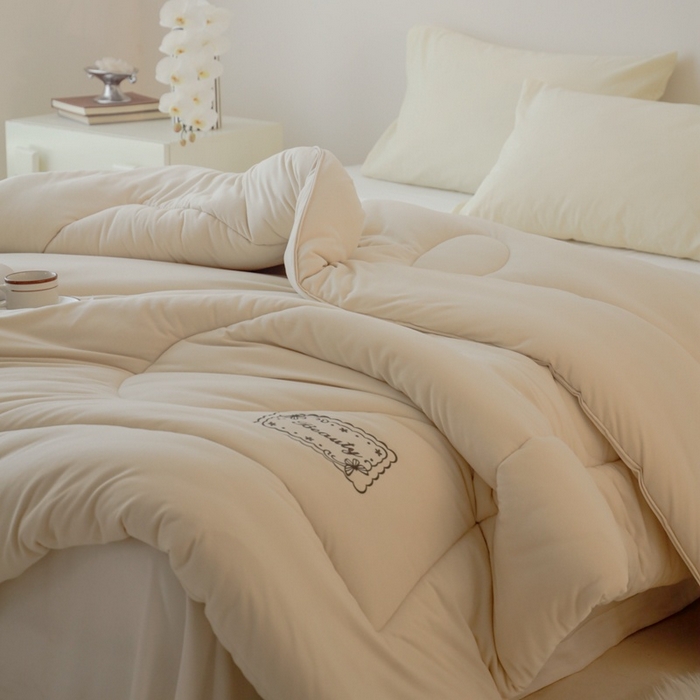 91家纺网 家纺一手货源 找家纺 申龙家纺 2025新款火岩暖绒冬被 燕麦咖