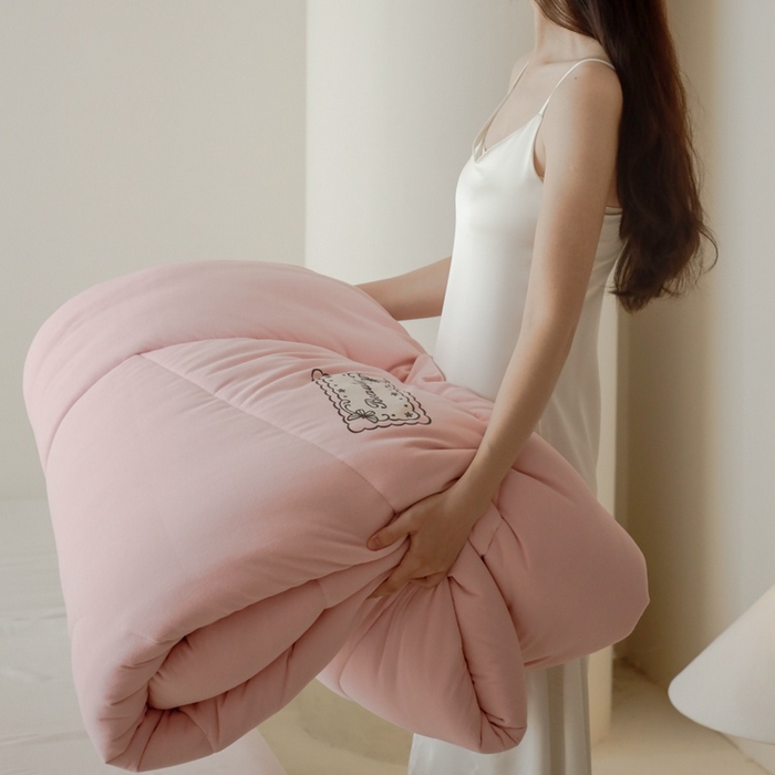 91家纺网 家纺一手货源 找家纺 申龙家纺 2025新款火岩暖绒冬被 木兰粉