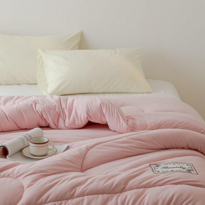 91家纺网 家纺一手货源 找家纺 申龙家纺 2025新款火岩暖绒冬被 木兰粉