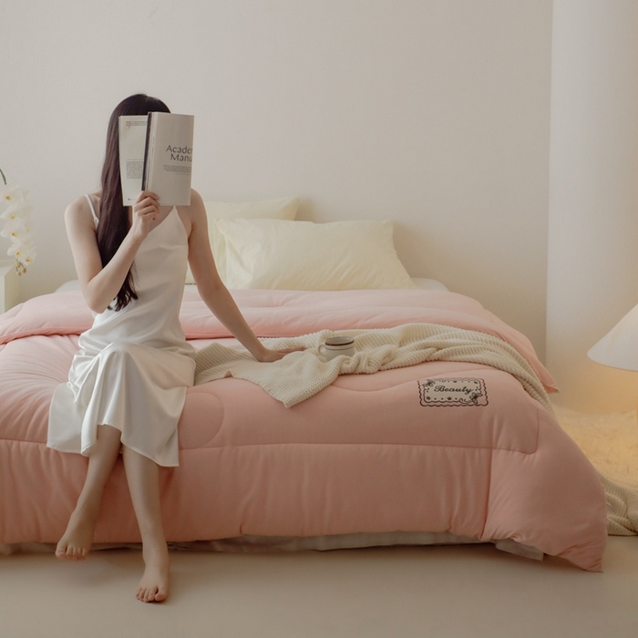 91家纺网 家纺一手货源 找家纺 申龙家纺 2025新款火岩暖绒冬被 暖玉纱