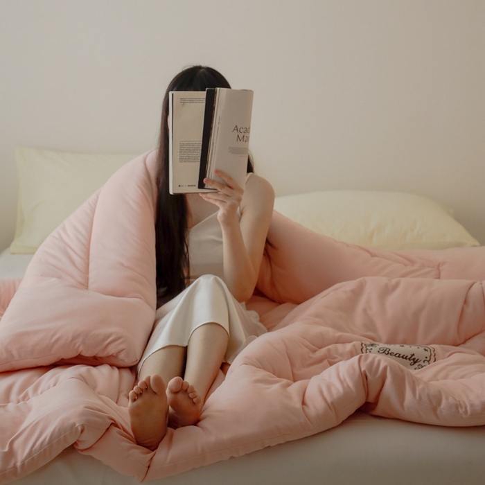 91家纺网 家纺一手货源 找家纺 申龙家纺 2025新款火岩暖绒冬被 暖玉纱