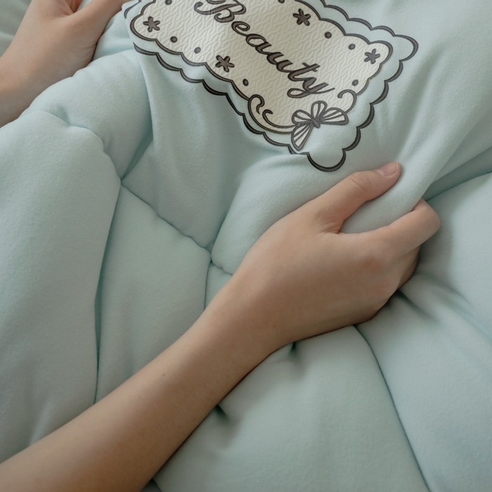 91家纺网 家纺一手货源 找家纺 申龙家纺 2025新款火岩暖绒冬被 繁星兰