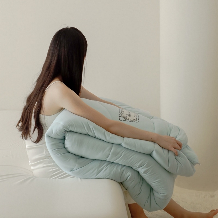 91家纺网 家纺一手货源 找家纺 申龙家纺 2025新款火岩暖绒冬被 繁星兰