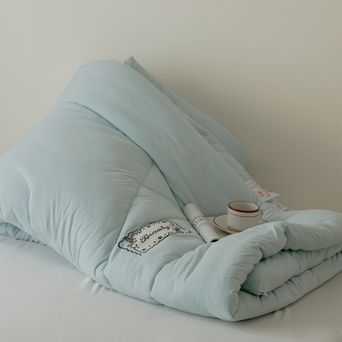 91家纺网 家纺一手货源 找家纺 申龙家纺 2025新款火岩暖绒冬被 繁星兰