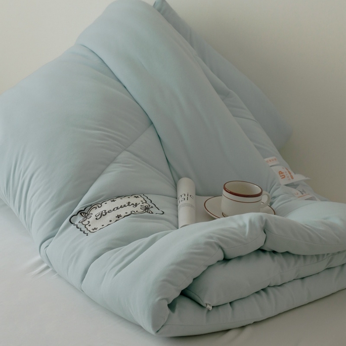 91家纺网 家纺一手货源 找家纺 申龙家纺 2025新款火岩暖绒冬被 繁星兰