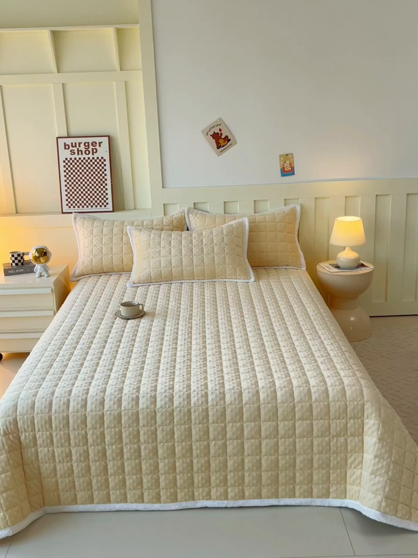 91家纺网 家纺一手货源 找家纺 金鑫汇家纺 2025秋冬纯色豆豆绒床褥垫系列-加大床 加大床豆豆绒床褥垫黄色