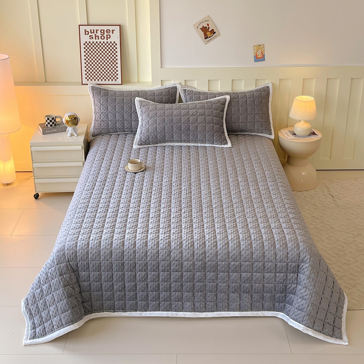 金鑫汇家纺 2025秋冬纯色豆豆绒床褥垫系列-加大床 加大床豆豆绒床褥垫灰色