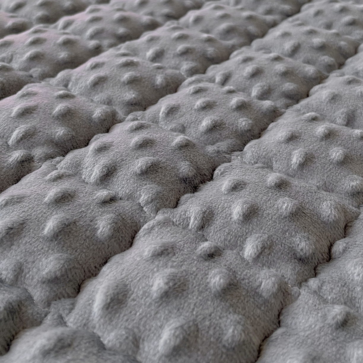 91家纺网 家纺一手货源 找家纺 金鑫汇家纺 2025秋冬纯色豆豆绒床褥垫系列-加大床 加大床豆豆绒床褥垫灰色