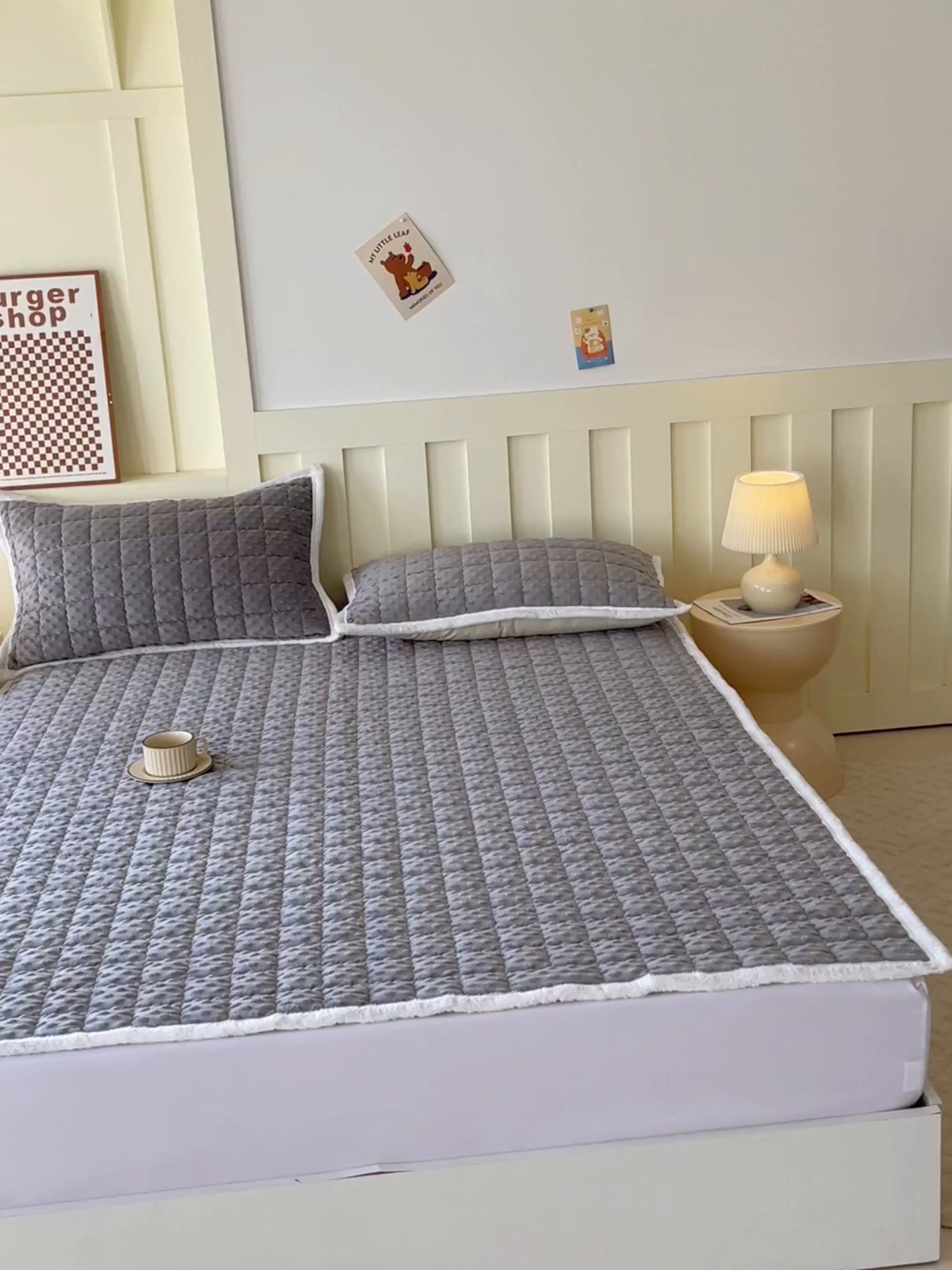 91家纺网 家纺一手货源 找家纺 金鑫汇家纺 2025秋冬纯色豆豆绒床褥垫系列-成人床 成人床豆豆绒床褥垫灰色