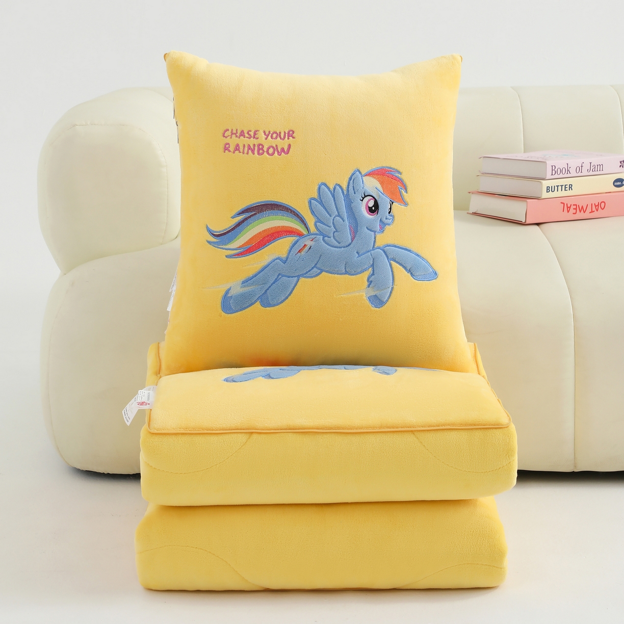 91家纺网 家纺一手货源 找家纺 照世家纺 2025新款小马宝莉抗菌棉抱枕被（低于零售价的链接 一经发现直接投诉下架 感谢大家的支持 控价是优惠券后不能低于40的89,45的109,50的139） 云宝-黄色