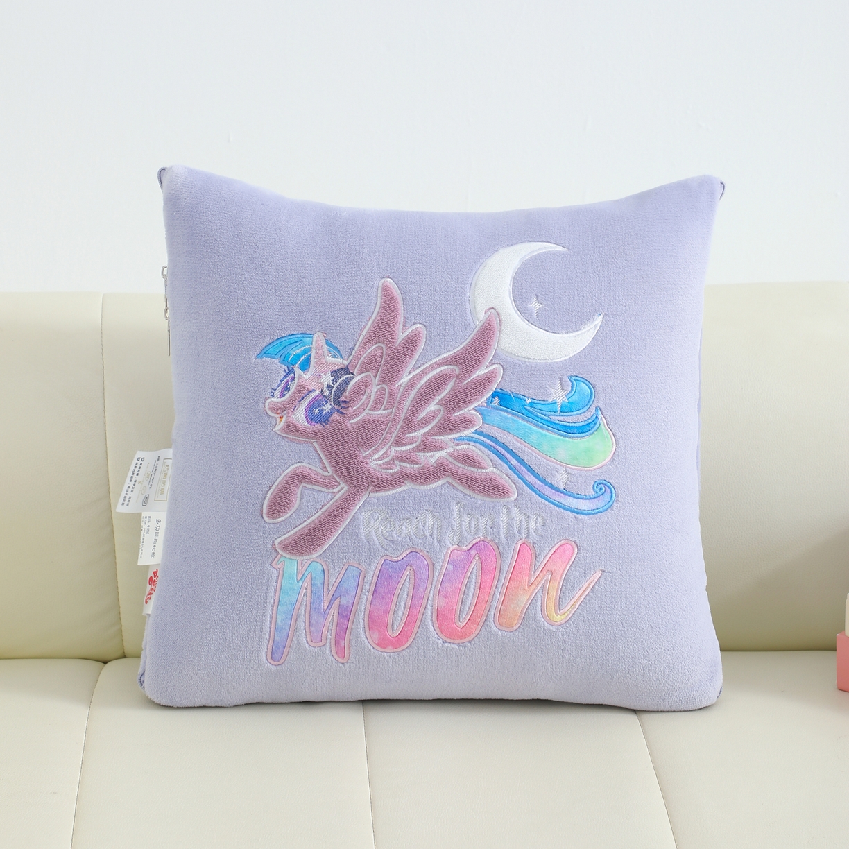 91家纺网 家纺一手货源 找家纺 照世家纺 2025新款小马宝莉抗菌棉抱枕被（低于零售价的链接 一经发现直接投诉下架 感谢大家的支持 控价是优惠券后不能低于40的89,45的109,50的139） 月亮公主-紫色