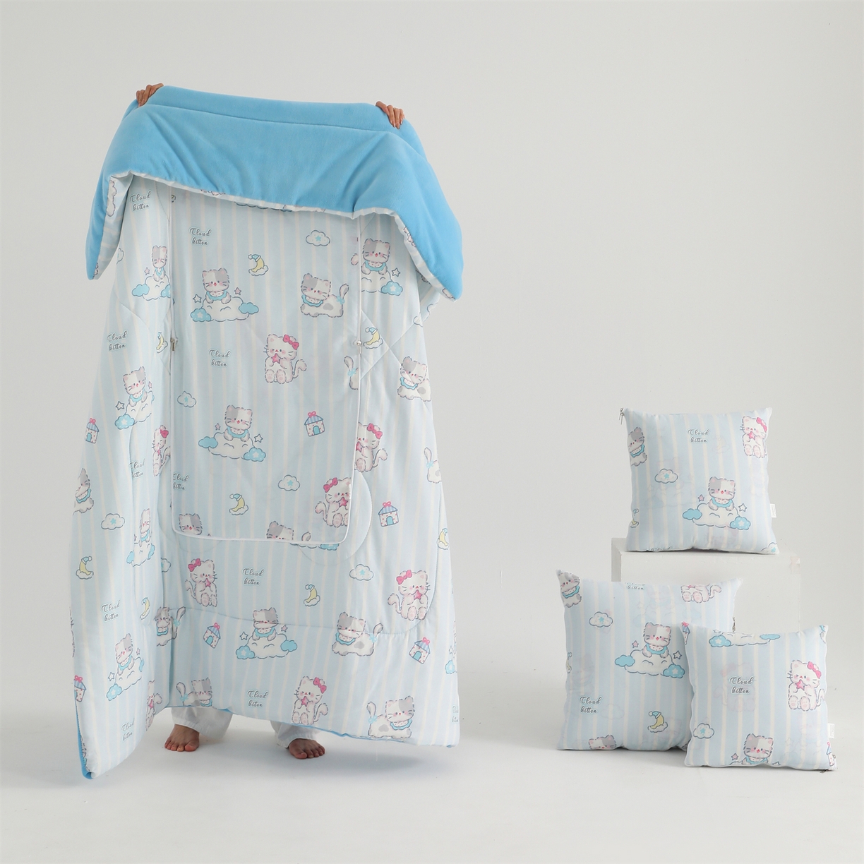 91家纺网 家纺一手货源 找家纺 照世家纺 2025新款棉加绒抱枕被（控价低于零售价的链接 一经发现直接投诉下架 感谢大家的支持 控价是优惠券后不能低于40的68 45的99 50的139） 喵咕酱