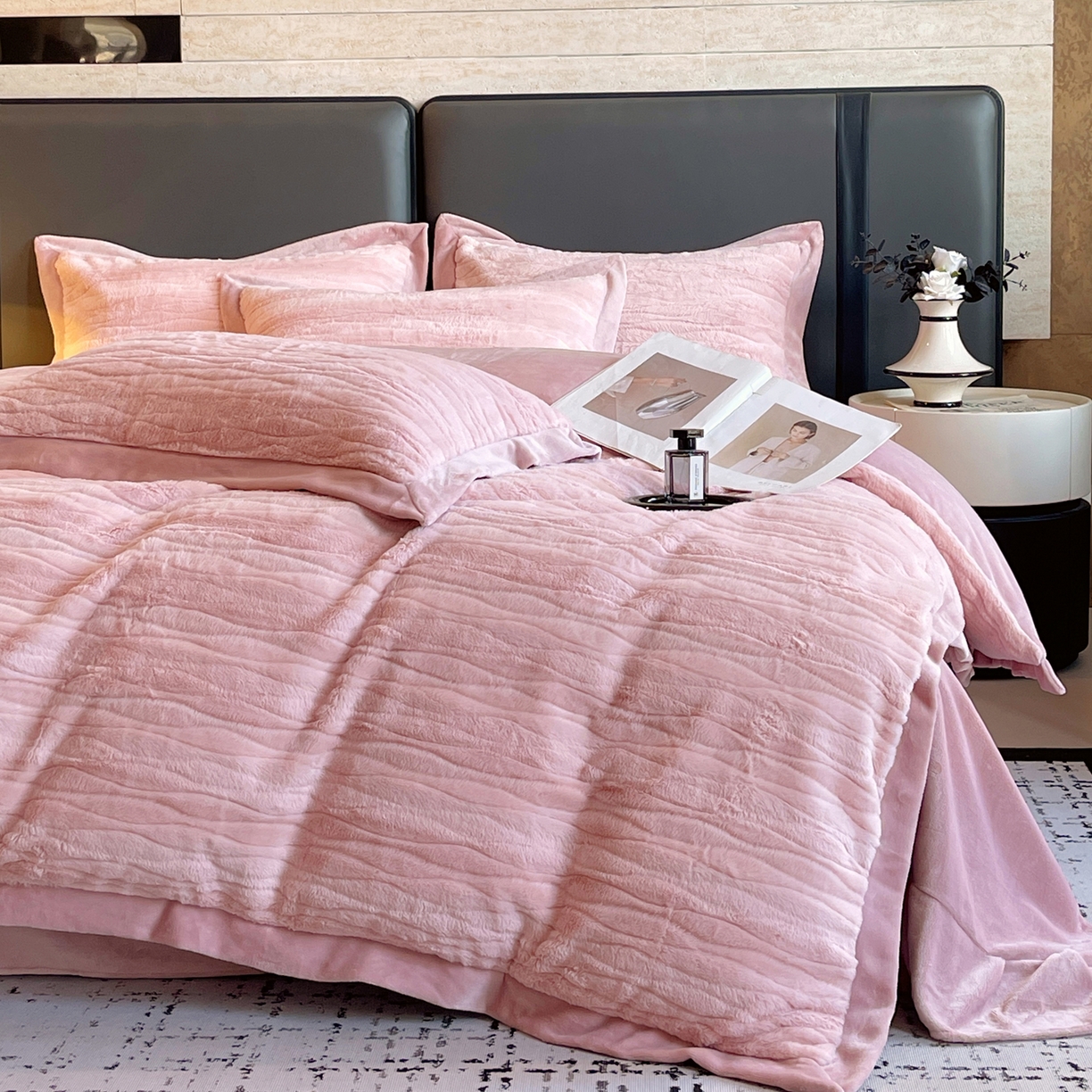 91家纺网 家纺一手货源 找家纺 （总）春皖家纺 2025新款波浪兔毛绒牛奶绒四件套-冬日暖阳