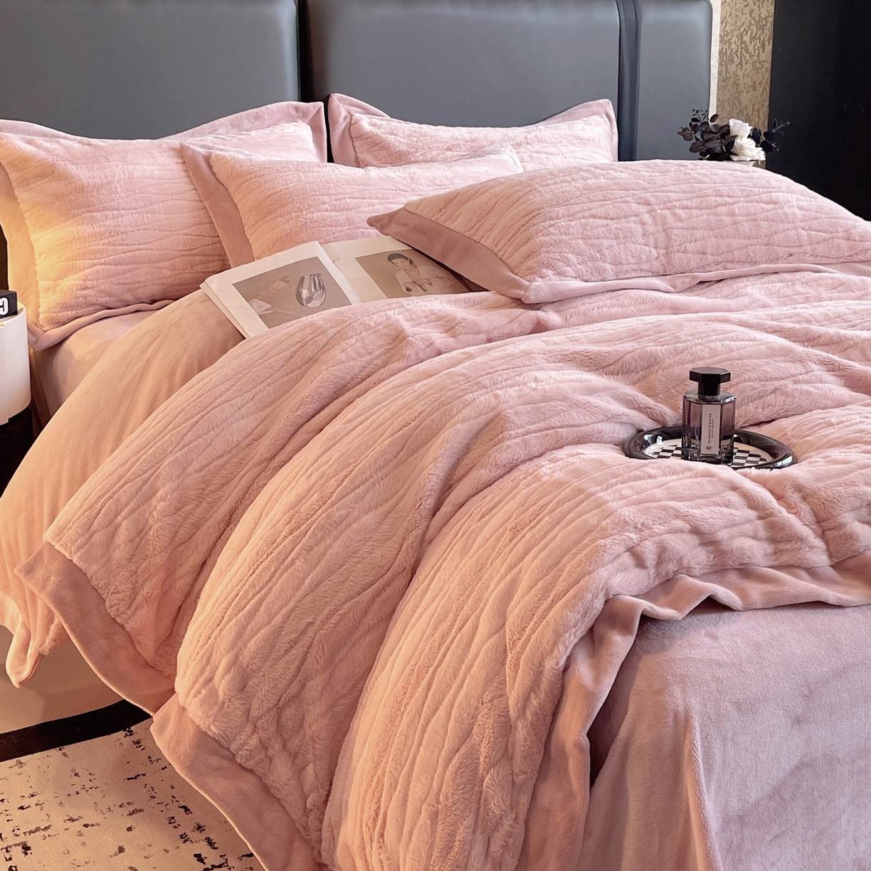 91家纺网 家纺一手货源 找家纺 （总）春皖家纺 2025新款波浪兔毛绒牛奶绒四件套-冬日暖阳