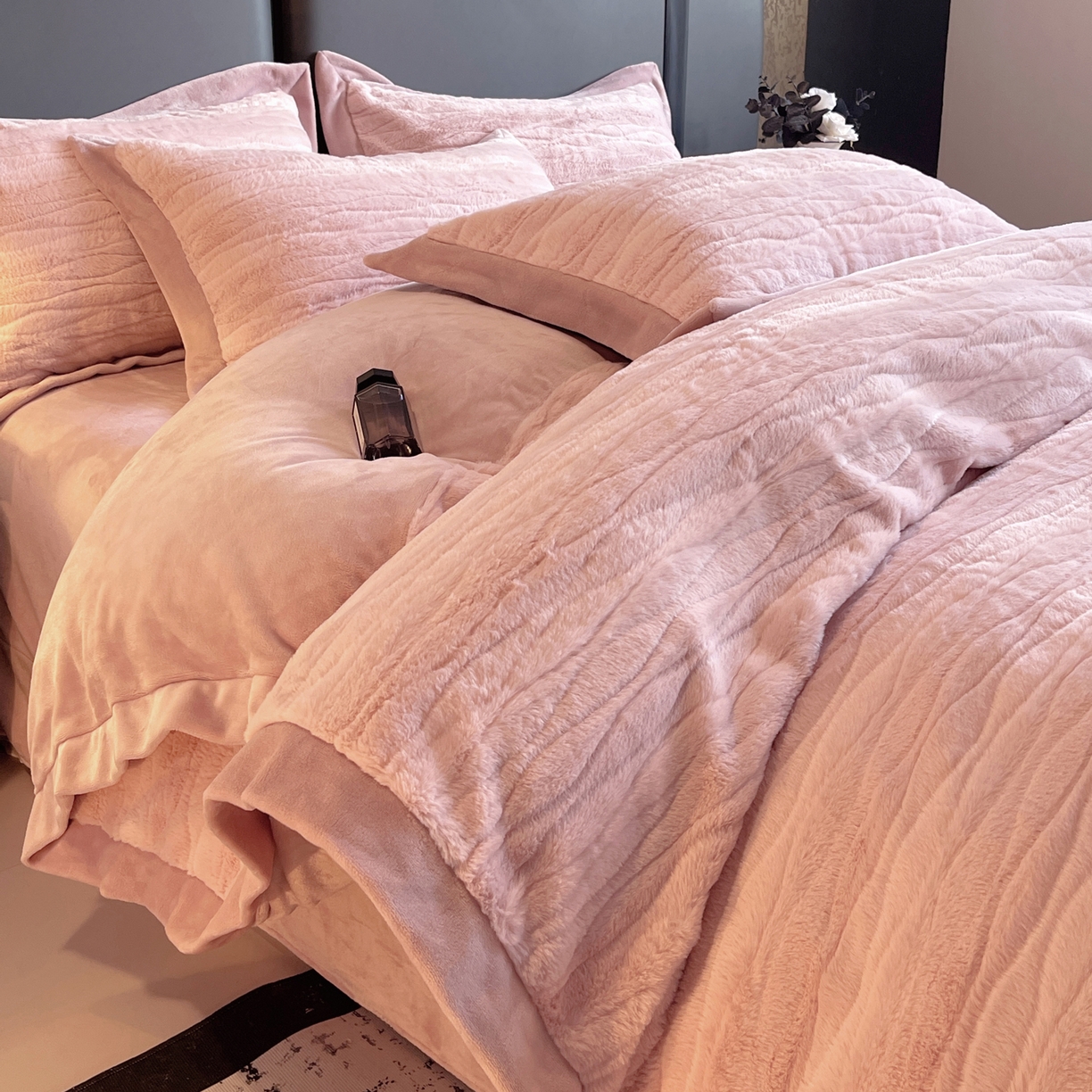 91家纺网 家纺一手货源 找家纺 （总）春皖家纺 2025新款波浪兔毛绒牛奶绒四件套-冬日暖阳