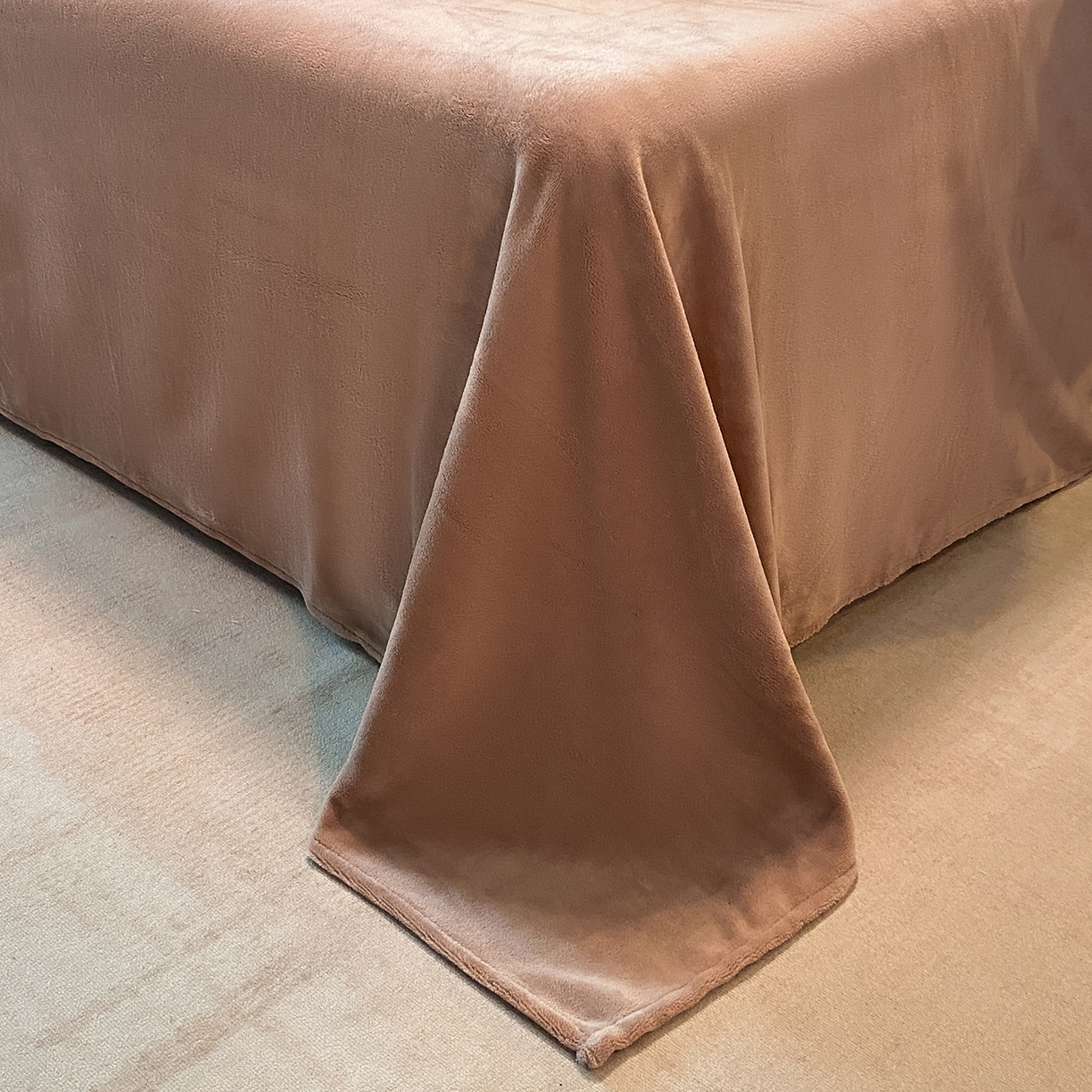 91家纺网 家纺一手货源 找家纺 吾诺家居 吾诺 2025 织带款牛奶绒四件套 纯色牛奶绒套件 - 格调系列 格调-橡木棕