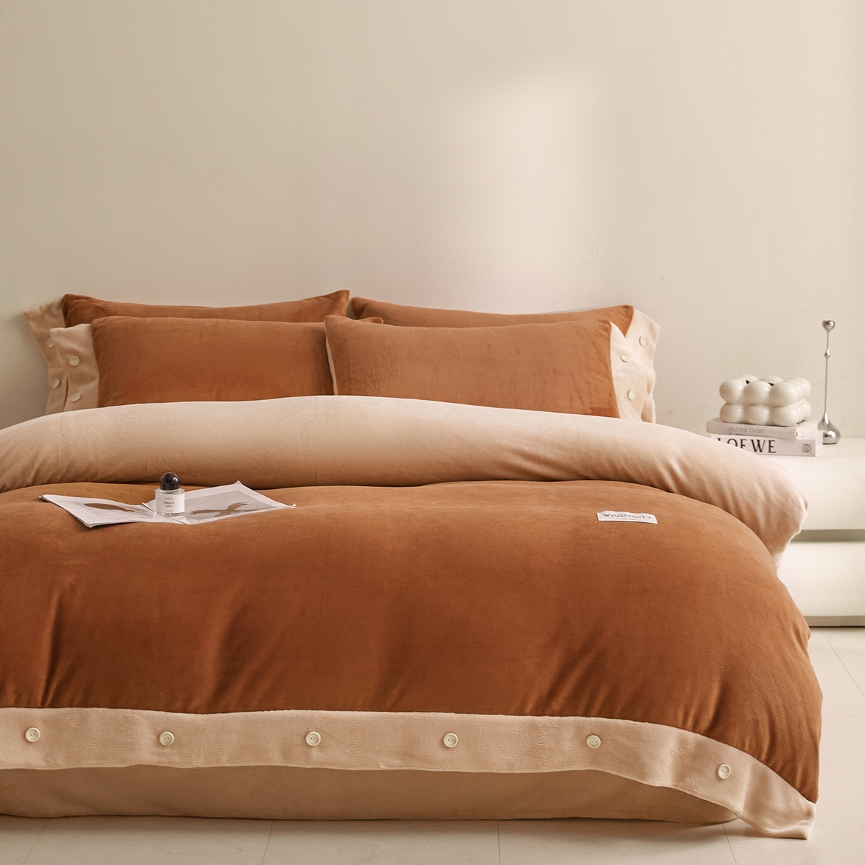 吾诺家居 吾诺 2025 双拼色牛奶绒四件套纽扣四件套钮扣牛奶绒四件套 - 纽扣系列 钮扣-唐茶色