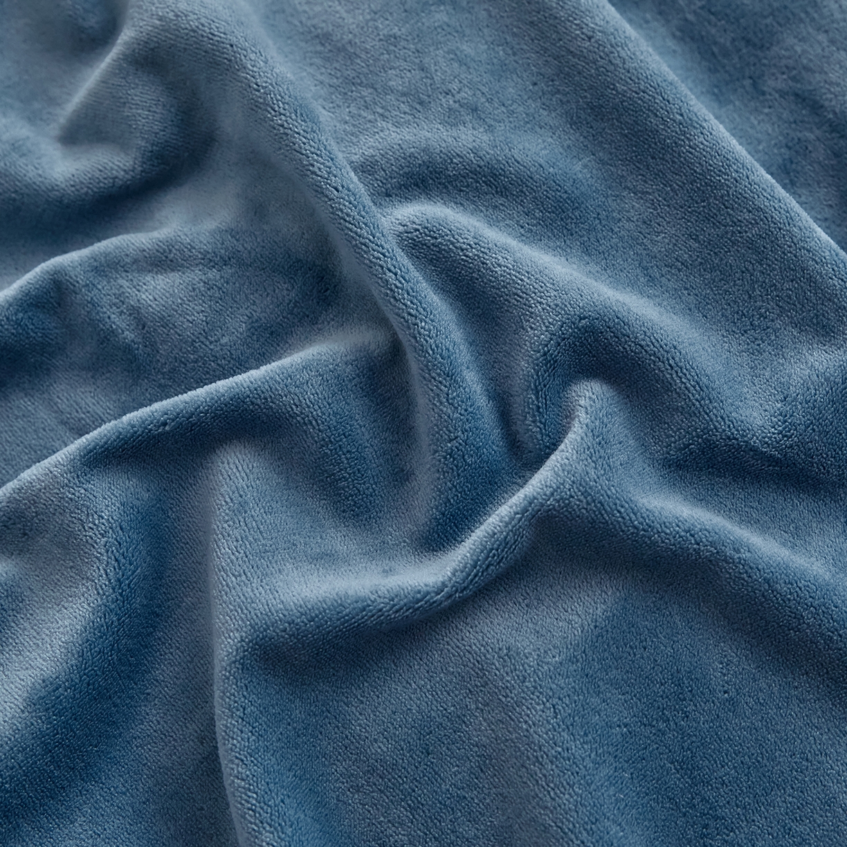 91家纺网 家纺一手货源 找家纺 吾诺家居 吾诺 2025 双拼色牛奶绒四件套纽扣四件套钮扣牛奶绒四件套 - 纽扣系列 钮扣-景泰蓝