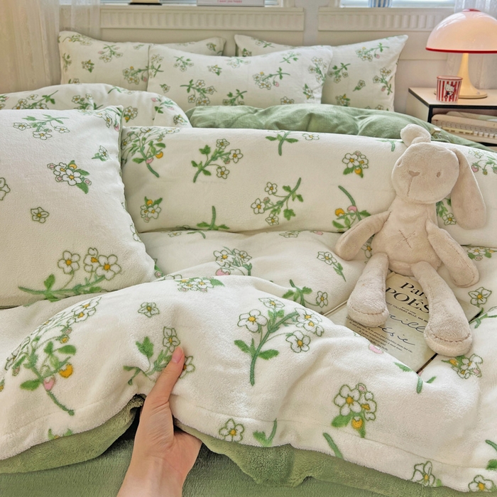 91家纺网 家纺一手货源 找家纺 维娜斯家纺 2025新款牛奶绒印花四件套加厚保暖 仙草