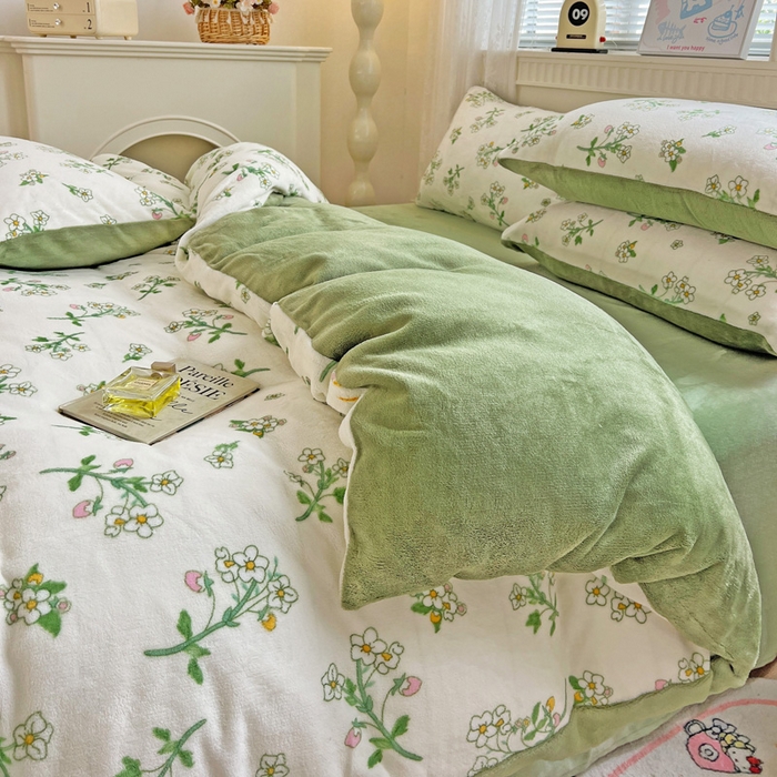 91家纺网 家纺一手货源 找家纺 维娜斯家纺 2025新款牛奶绒印花四件套加厚保暖 仙草