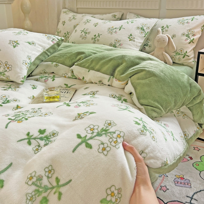 91家纺网 家纺一手货源 找家纺 维娜斯家纺 2025新款牛奶绒印花四件套加厚保暖 仙草