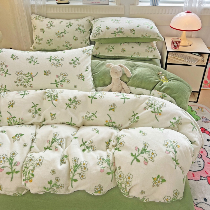 91家纺网 家纺一手货源 找家纺 维娜斯家纺 2025新款牛奶绒印花四件套加厚保暖 仙草